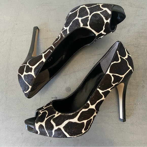 Nine West Animal Print Peep Toe Heels - Picture 2 of 11